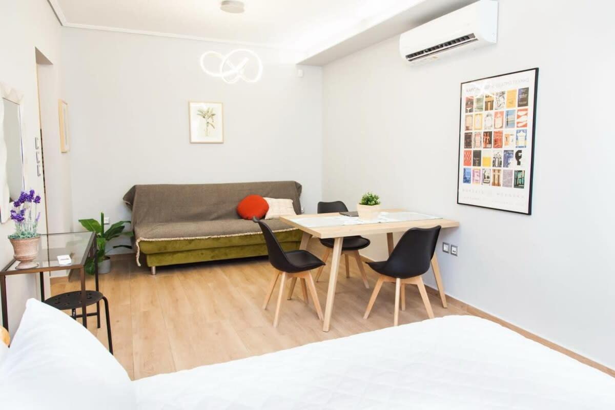 Contemporary And Chic In