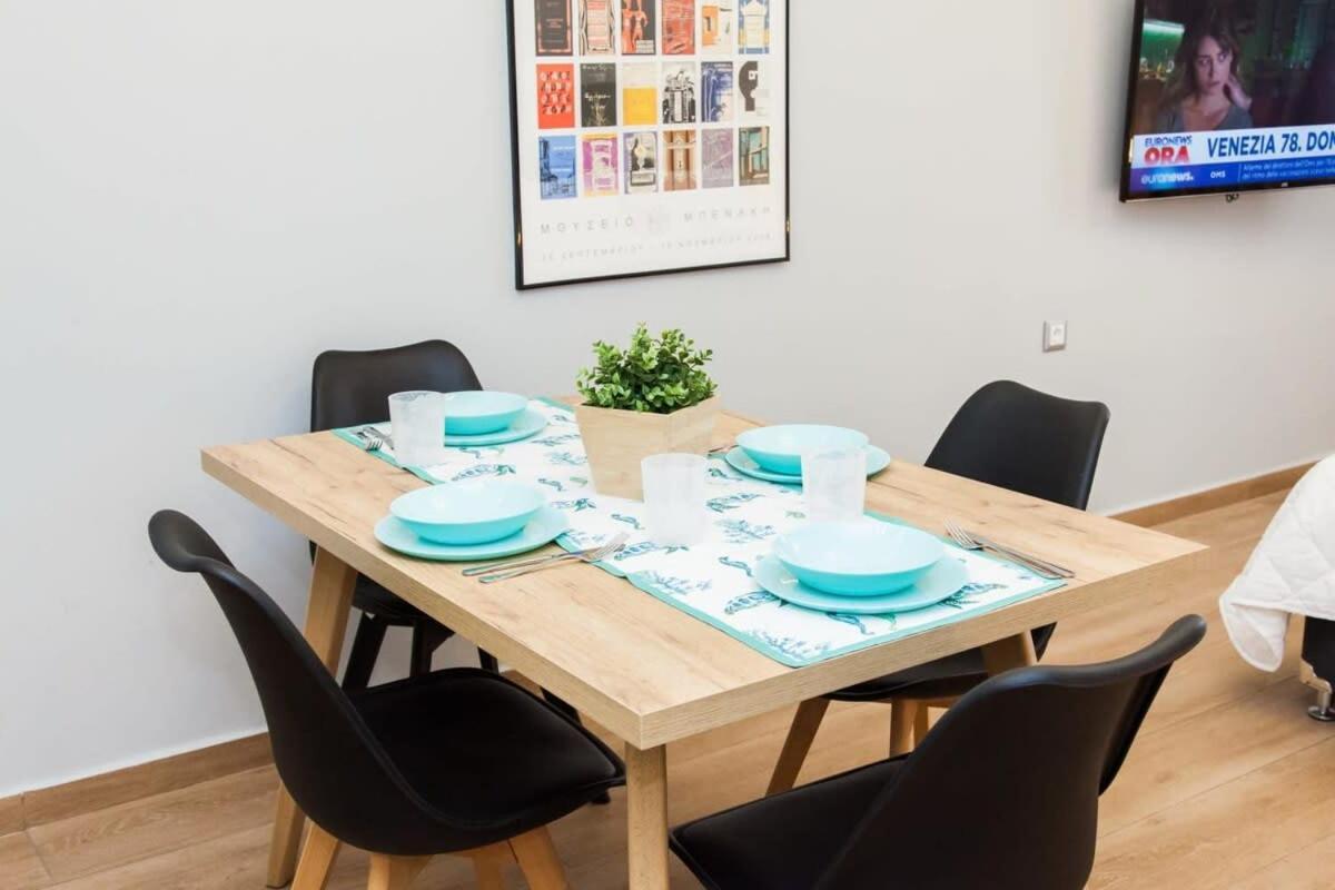 Contemporary And Chic In Apartmán